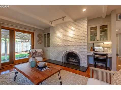 8847 SW Bohmann Parkway Portland OR 97223