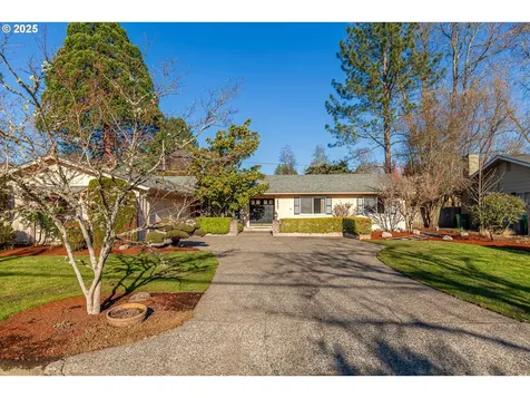 8847 SW Bohmann Parkway Portland OR 97223