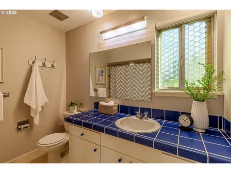 8847 SW Bohmann Parkway Portland OR 97223