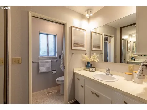 8847 SW Bohmann Parkway Portland OR 97223