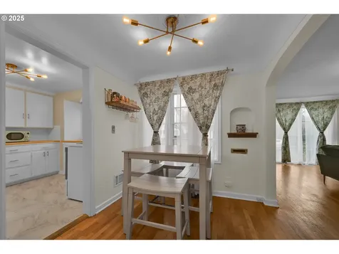872 Polk Street Eugene OR 97402