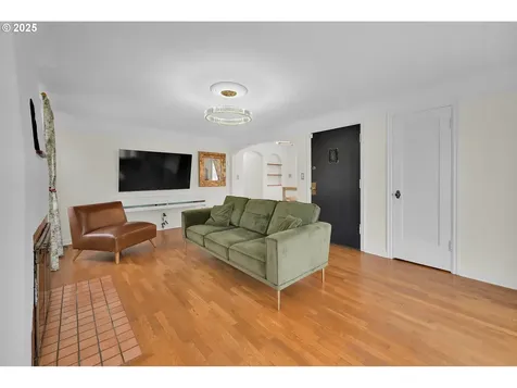 872 Polk Street Eugene OR 97402