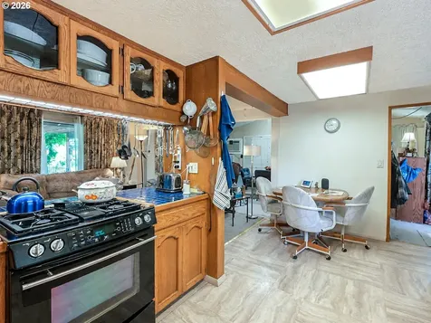 2118 SE 110th Avenue Portland OR 97216