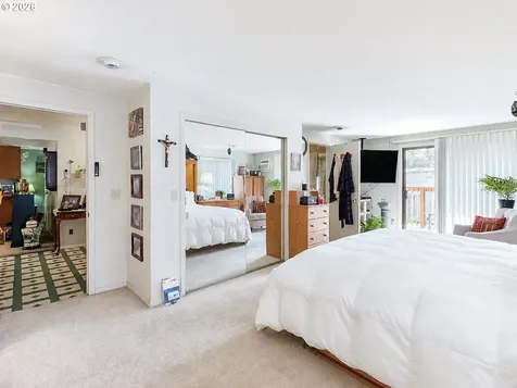 2118 SE 110th Avenue Portland OR 97216