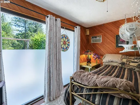 2118 SE 110th Avenue Portland OR 97216