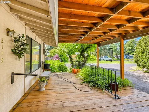 2118 SE 110th Avenue Portland OR 97216