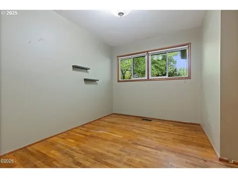 635 NE 192nd Avenue Portland OR 97230