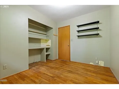 635 NE 192nd Avenue Portland OR 97230
