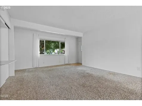 635 NE 192nd Avenue Portland OR 97230