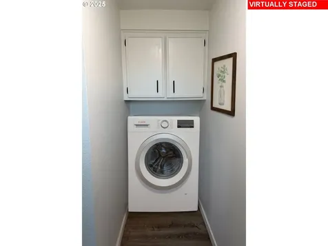 1267 Kenray Loop Springfield OR 97477