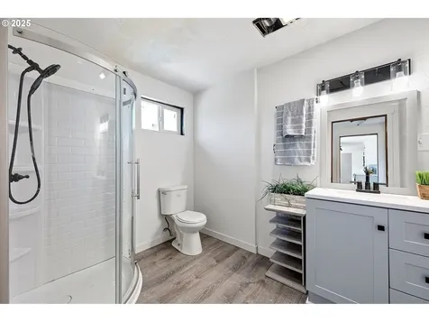 1267 Kenray Loop Springfield OR 97477