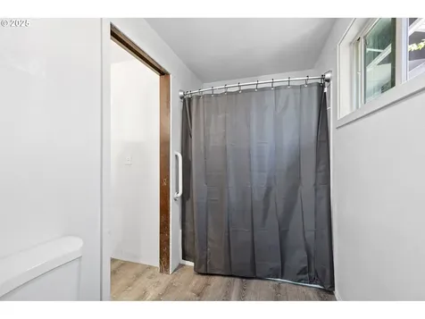 1267 Kenray Loop Springfield OR 97477
