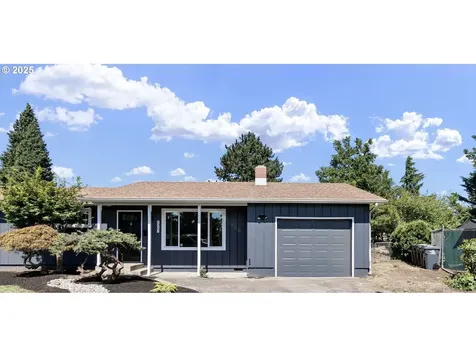 1267 Kenray Loop Springfield OR 97477
