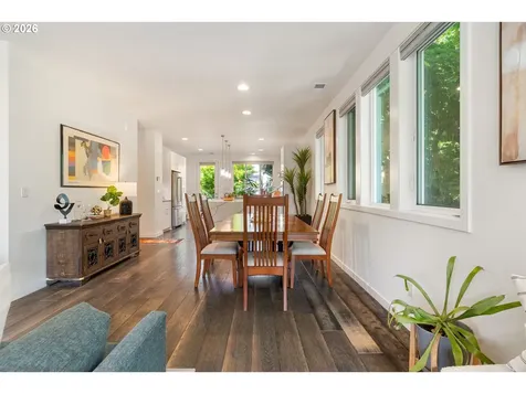 1587 NE 22nd Avenue Portland OR 97232