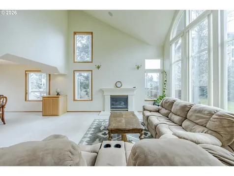 3362 Bentley Avenue Eugene OR 97405