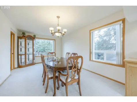 3362 Bentley Avenue Eugene OR 97405