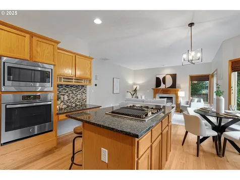 17885 SW Zenith Place Beaverton OR 97007