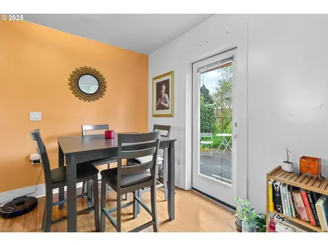 1736 N Prescott Street Portland OR 97217