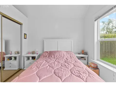 1736 N Prescott Street Portland OR 97217
