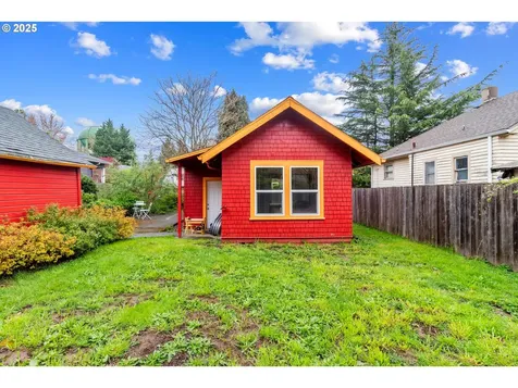 1736 N Prescott Street Portland OR 97217
