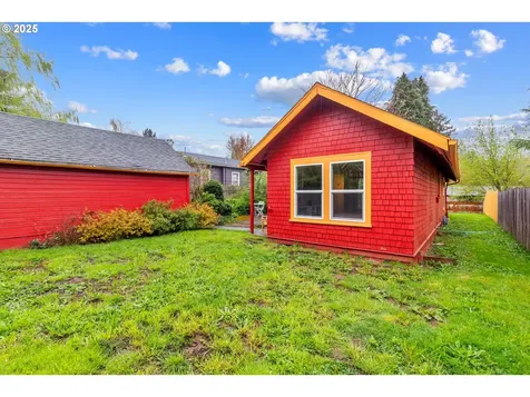 1736 N Prescott Street Portland OR 97217