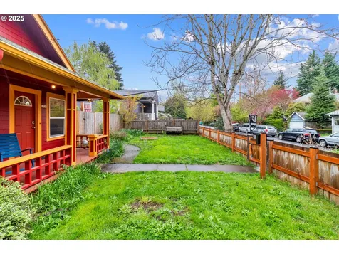 1736 N Prescott Street Portland OR 97217