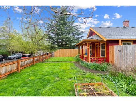 1736 N Prescott Street Portland OR 97217