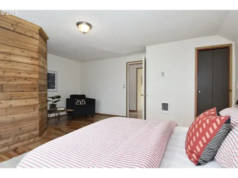 6227 NE 10th Avenue Portland OR 97211