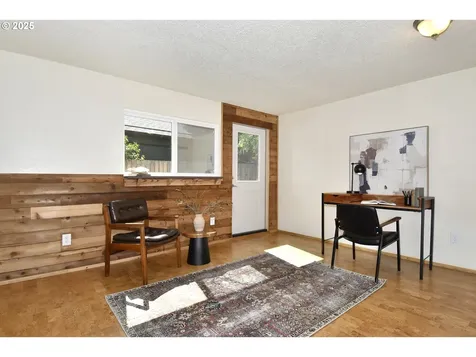 6227 NE 10th Avenue Portland OR 97211