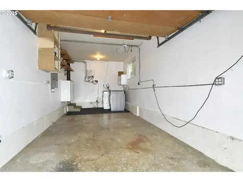 6227 NE 10th Avenue Portland OR 97211