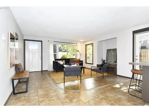 6227 NE 10th Avenue Portland OR 97211