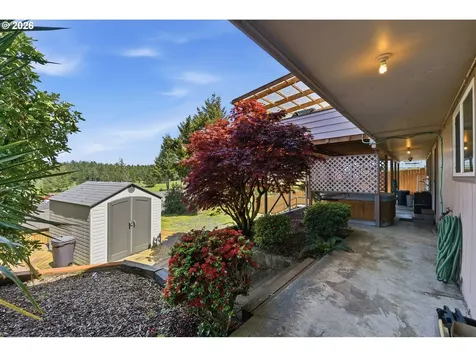 2820 Country Club Court Reedsport OR 97467