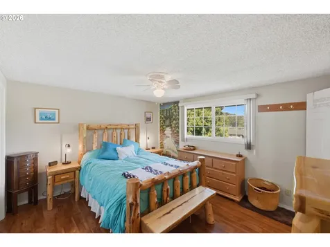2820 Country Club Court Reedsport OR 97467