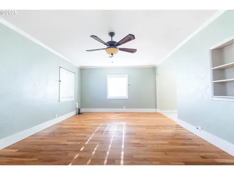 512 20th Street La Grande OR 97850
