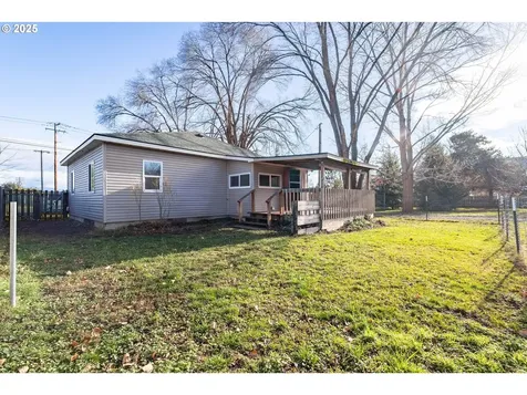 512 20th Street La Grande OR 97850