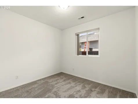 1141 Riverfront Way Cottage Grove OR 97424