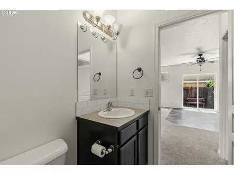 1141 Riverfront Way Cottage Grove OR 97424