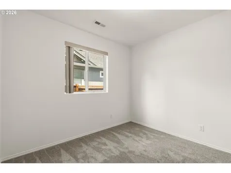 1141 Riverfront Way Cottage Grove OR 97424