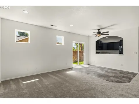 1141 Riverfront Way Cottage Grove OR 97424