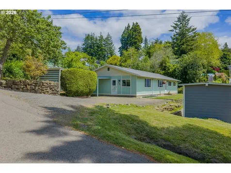 580 8th Avenue Coos Bay OR 97420