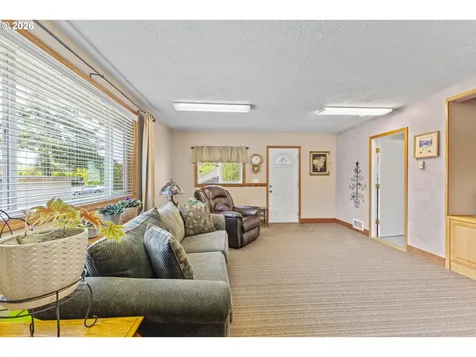 580 8th Avenue Coos Bay OR 97420