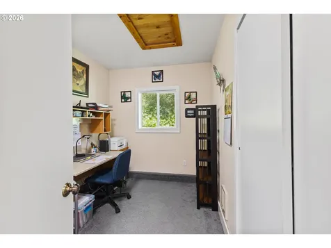 580 8th Avenue Coos Bay OR 97420