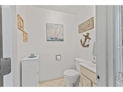 580 8th Avenue Coos Bay OR 97420