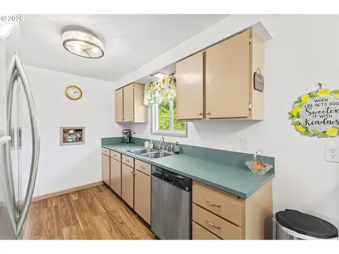 580 8th Avenue Coos Bay OR 97420