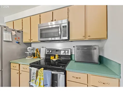 580 8th Avenue Coos Bay OR 97420