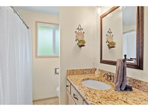 580 8th Avenue Coos Bay OR 97420
