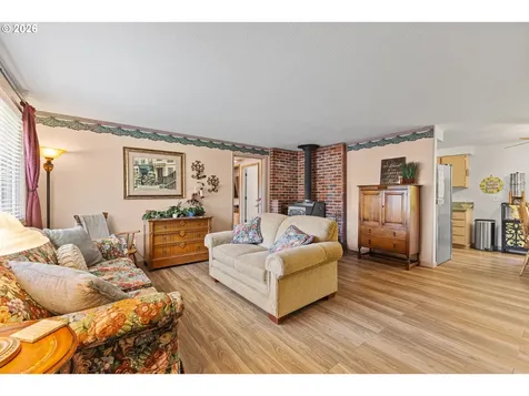 580 8th Avenue Coos Bay OR 97420