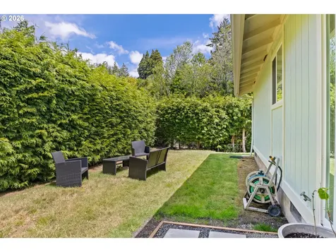 580 8th Avenue Coos Bay OR 97420