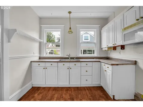 5636 N Delaware Avenue Portland OR 97217