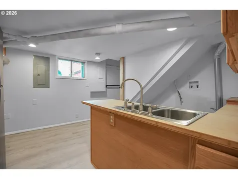 5636 N Delaware Avenue Portland OR 97217